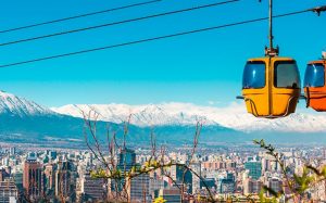 La capital de Chile es una maravilla de sitios históricos, intriga cultural y arquitectura moderna