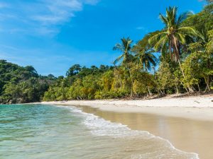 Cosas que debes llevar a Costa Rica - Playa